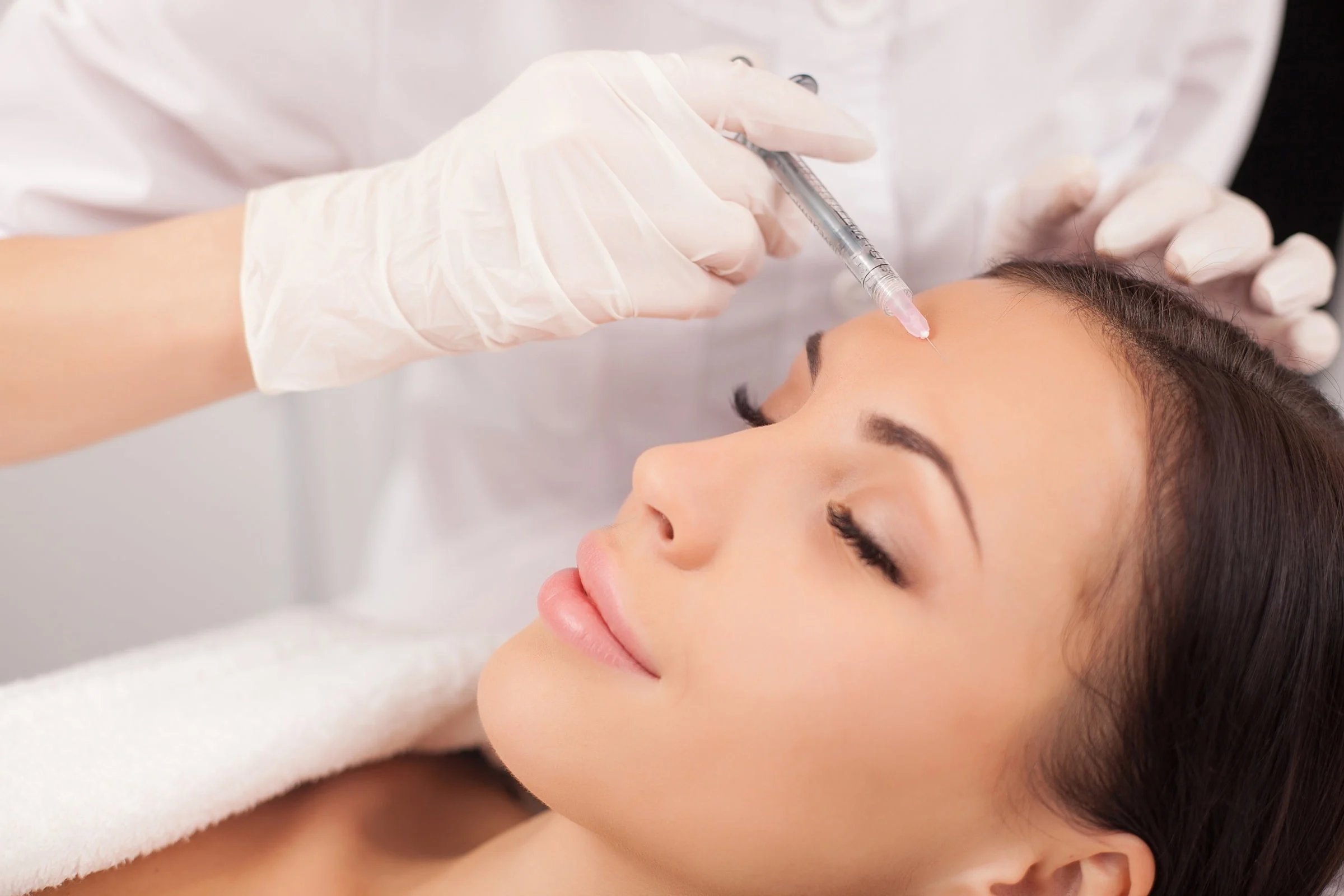 What to Expect and What are the Benefits of Getting Fillers for Facial Volume